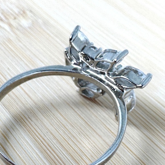 Vintage 925 Sterling Silver Marquise Cluster Ring Size 8.5 Swarovski Crystals - Picture 5 of 9